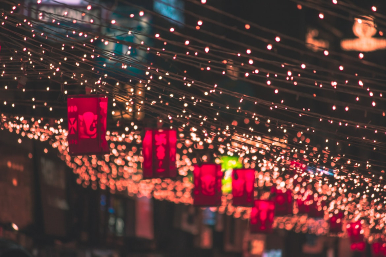 Diwali and Prosperity: Goddess Lakshmi and the Energy of Abundance 4 photo 1508519829430 40f7d3d161b4
