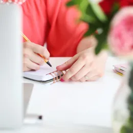 Consejos con IA para escribir saludos navideños sinceros