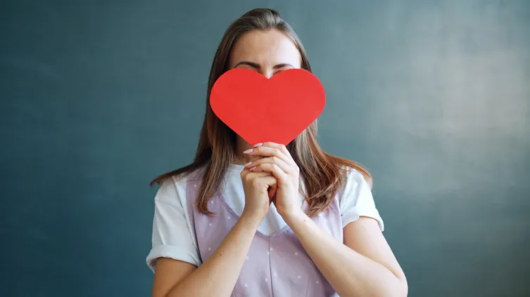 What to Write in a Valentine’s Card: Sweet and Romantic Texts