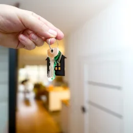 Celebrate a new home: Messages and ideas for housewarming joy