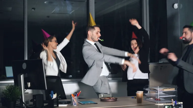 Creative ways to congratulate colleagues on new job changes