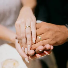 Find the perfect words for heartfelt wedding wishes and congratulations