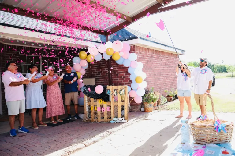 Creative ways to express congratulations to new parents and family